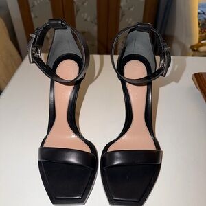 Alexander McQueen Black Ankle-Strap Heeled Sandals